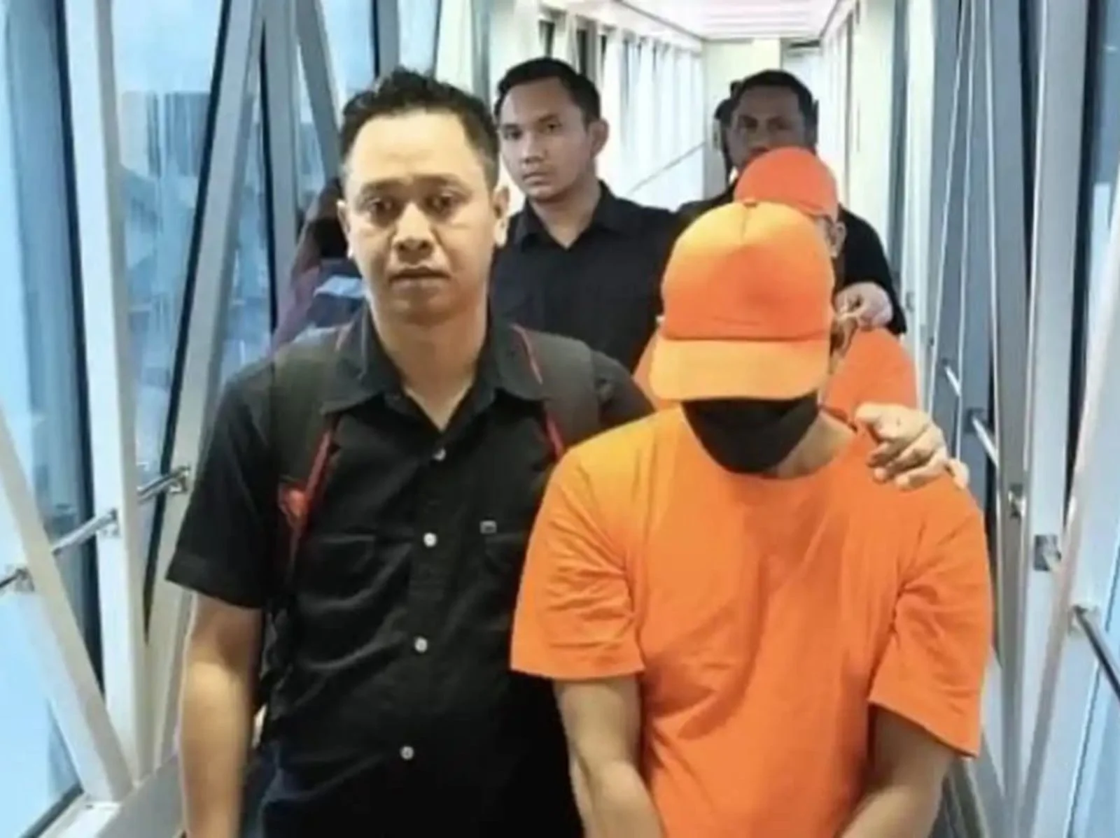 Robig Zaenudin Dipindah ke Nusakambangan, Diduga Kendalikan Narkoba dari Dalam Lapas