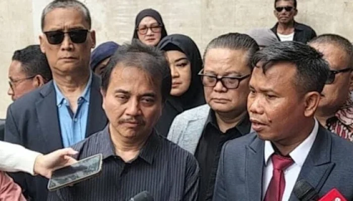 Roy Suryo Cs Guncang DPR: Tuntut Penangkapan Jokowi, Makzulkan Gibran, dan Persoalan Ijazah Palsu