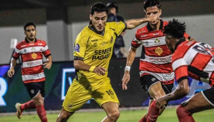 Semen Padang vs Madura United: Gol Penentu Junior Brandao Bikin Laskar Sape Kerrab Bebas Zona Merah