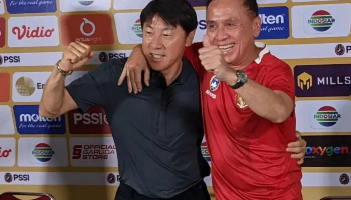 Shin Tae‑Yong Dihujani Kritik Usai Kemenangan 4‑1 atas Timor Leste, Iwan Bule Minta Pelatih Korea Tetap Memimpin Timnas