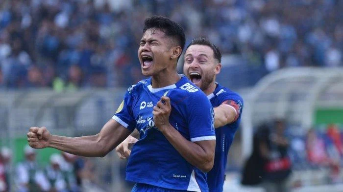 Shin Tae‑yong Prediksi Persib Bandung Juara Liga 1 2025/2026, Borneo FC dan Persija Jakarta Bersaing Ketat