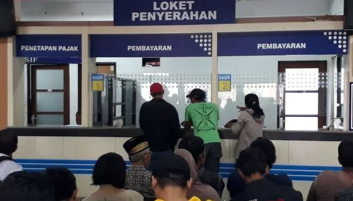 Terobosan Pajak Kendaraan Tanpa KTP Dedi Mulyadi Disambut Hangat Korlantas: Dampak Nasional!