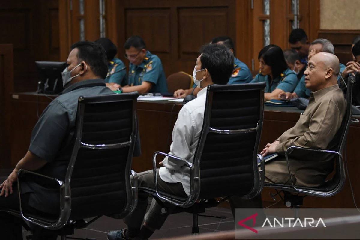 Terungkap! Dirjen Kuathan Perintahkan Tanda Tangan CoP Navayo dalam Sidang Korupsi Satelit