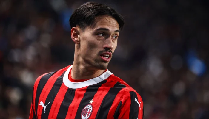 Tijjani Reijnders 2.0: Mengapa AC Milan Mengincar Gelandang AZ untuk Dominasi di San Siro