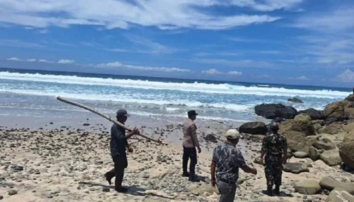Tragedi Bocah Hanyut di Pantai Ujung Karang: Palung Tersembunyi dan Karang Tajam Jadi Penyebab Utama