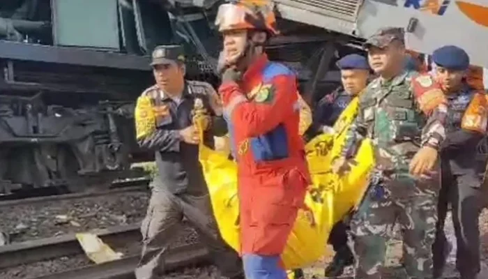 Tragedi KRL Bekasi Timur: 16 Korban Meninggal, 90 Luka – Fokus pada Penanganan korban kereta Bekasi