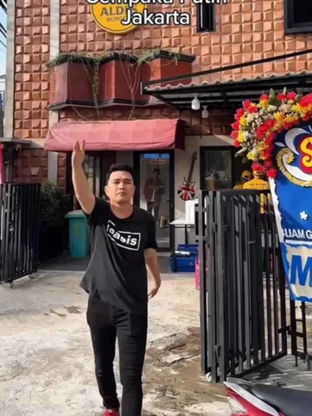 Transformasi Gaya Aldi Taher: Dari Rambut Gondrong 2000-an hingga Kesuksesan Aldi’s Burger