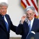 Trump Ancaman Pecat Jerome Powell: Pertaruhan Kebijakan Moneter AS di Titik Krusial