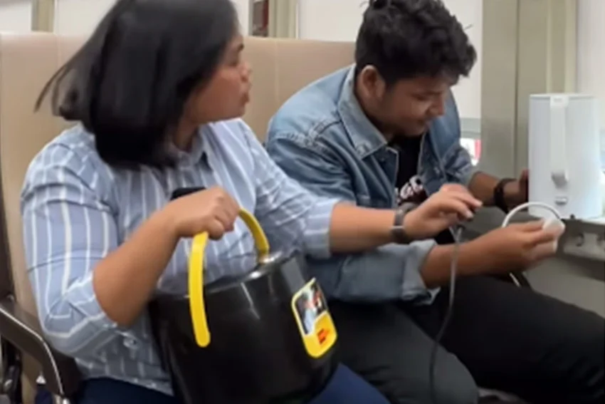 Viral! Penumpang Masak Mi Instan Pakai Kompor Listrik di Gerbong KA Gunungjati, KAI Selidiki