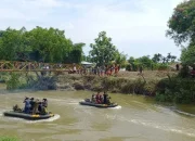 Viral! Siswa Medan Seberangi Sungai Deli di Atas Pipa Air, Mengungkap Krisis Infrastruktur Transportasi