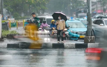 Waspada Hujan Ringan! Cuaca Jakarta Hari Ini Berawan hingga Potensi Gerimis di Seluruh Wilayah