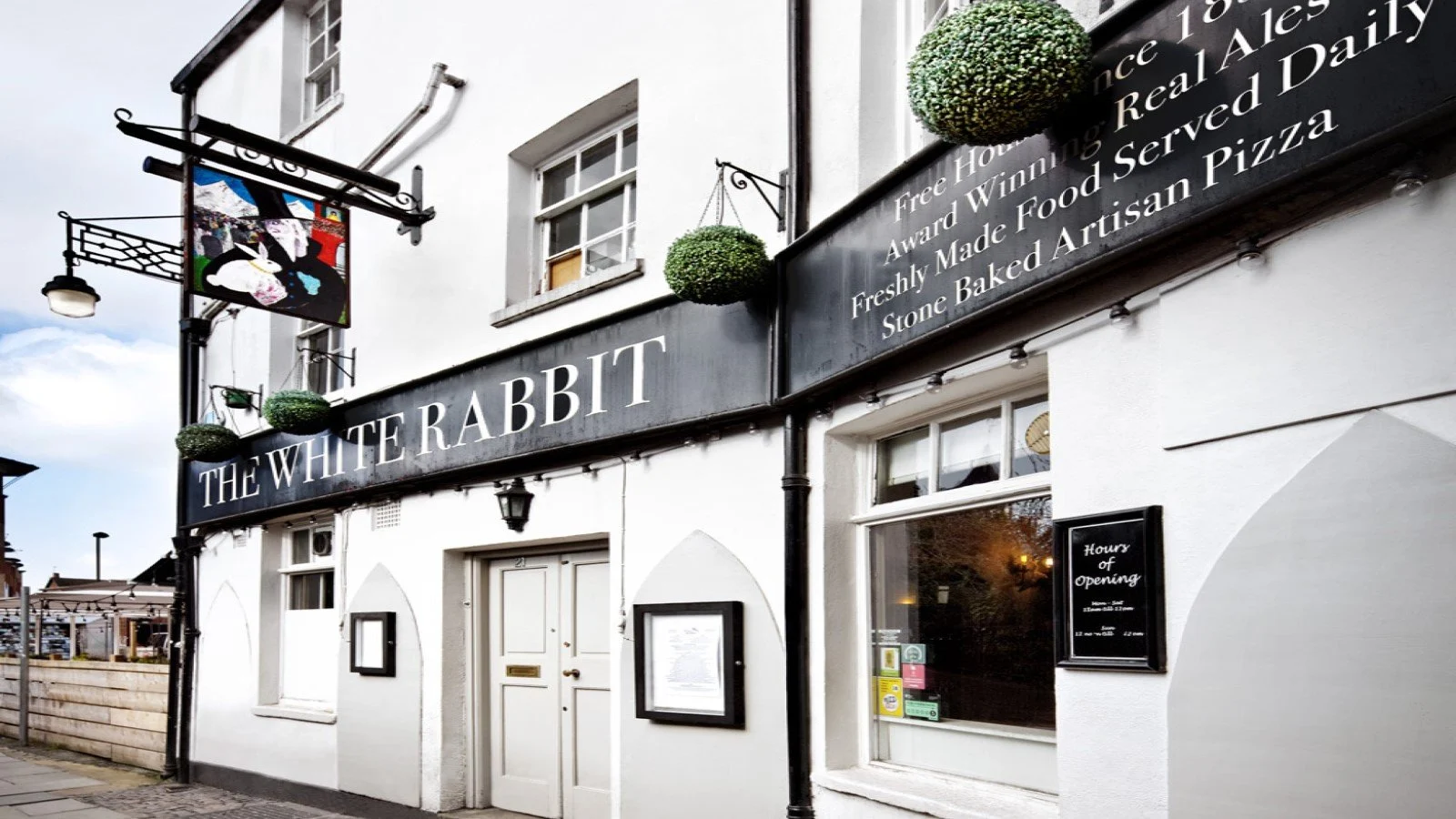 White Rabbit: Dari Pub Oxford hingga Menjadi Raja Pizza Bebas Gluten di UK