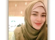 Zeda Salim Bangkit dari Trauma KDRT, RSJ, dan Perubahan Penampilan: Kisah Inspiratif Single Parent di Layar Kaca