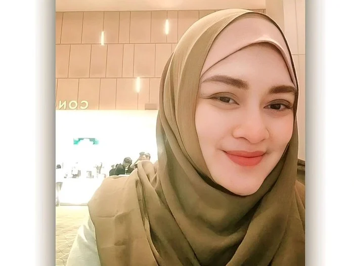 Zeda Salim Bangkit dari Trauma KDRT, RSJ, dan Perubahan Penampilan: Kisah Inspiratif Single Parent di Layar Kaca