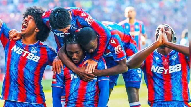 10 Selebrasi Gol Ikonik Crystal Palace yang Mengesankan