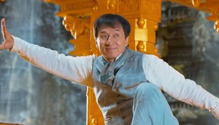5 Artis Dunia yang Pernah Jadi Buruh, dari Jackie Chan hingga Eminem