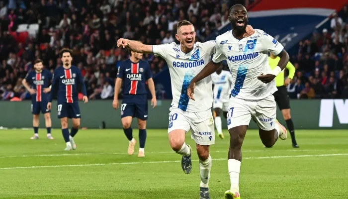 AJ Auxerre Bangkit di Ligue 1: Sinayoko dan Mara Bawa Harapan Baru