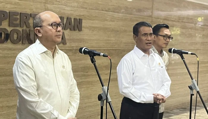 Anggota DPR PDIP Bentak Investor China di Program MBG, Peternak Lokal Terancam!
