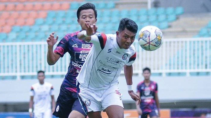 Arema FC Mengamuk, Singo Edan Putus Tren Negatif dengan Kemenangan Telak atas PSM Makassar
