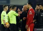 Arne Slot Hadapi Kritik di Liverpool: Masa Depan Tim dan Kepercayaan Fan