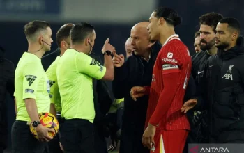 Arne Slot Hadapi Kritik di Liverpool: Masa Depan Tim dan Kepercayaan Fan