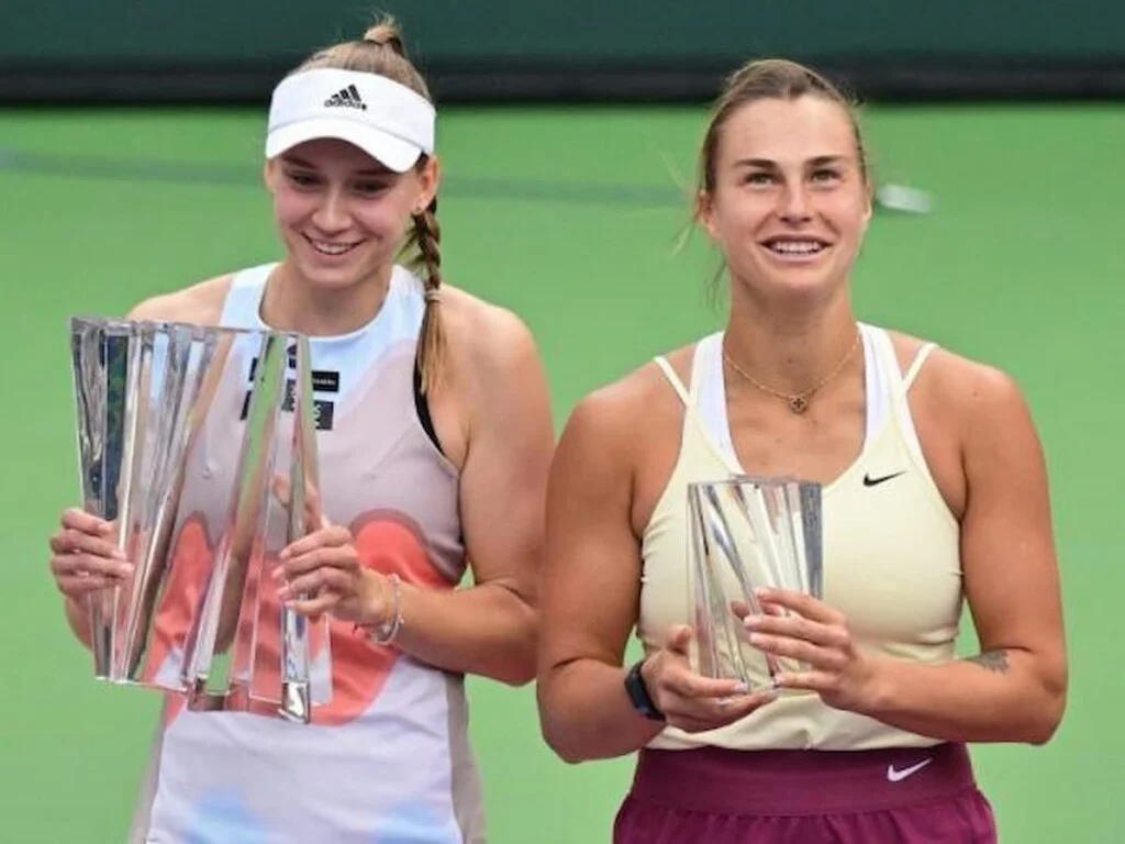 Aryna Sabalenka Pimpin Peringkat WTA, Tantangan dari Elena Rybakina dan Karirnya di Dunia Tenis