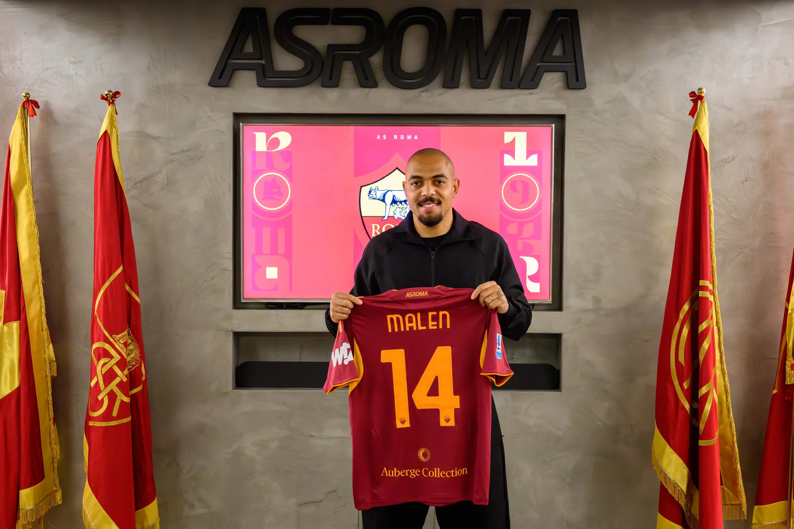 AS Roma Menang Dramatis 3-2 Atas Parma, Donyell Malen Jadi Pahlawan