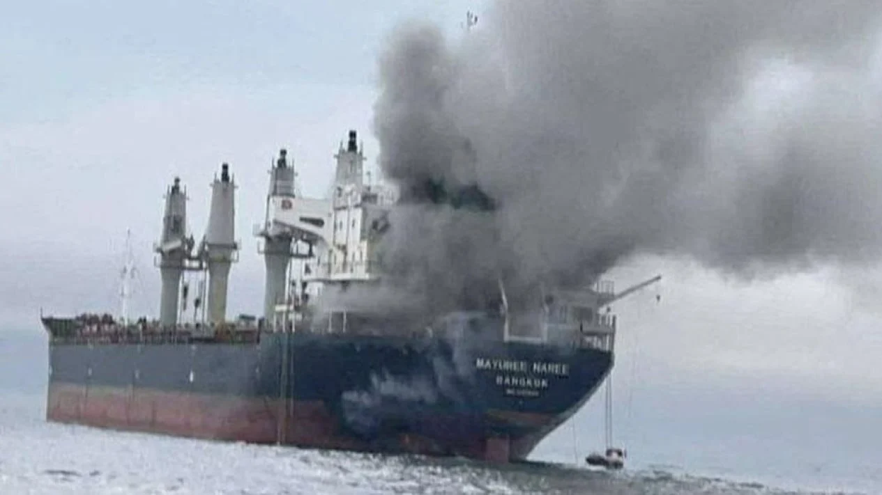 AS Serang Kapal Minyak Iran, Langgar Blokade Selat Hormuz