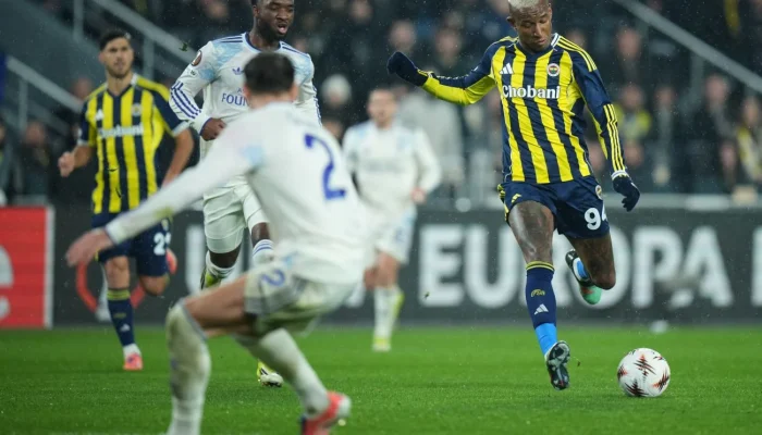 Aston Villa dan Freiburg Siap Bertarung di Final Liga Europa