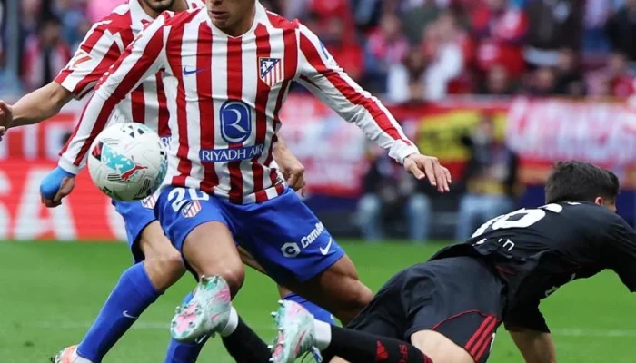 Atlético de Madrid dan Sevilla Dikenakan Sanksi Setelah Insiden Lanzamiento Rollo de Papel