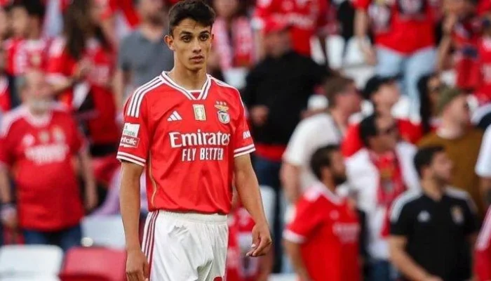Benfica Terancam Kehilangan Bintang Muda Setelah UEFA Tangguhkan Enam Pertandingan karena Hinaan Anti‑Gay