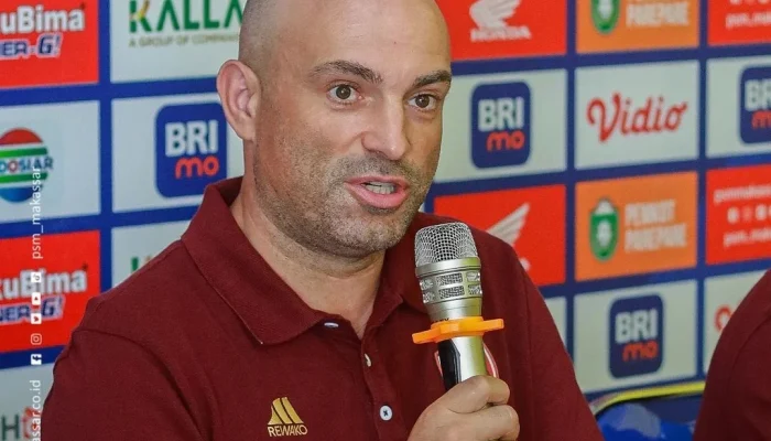 Bernardo Tavares Ucap Terima Kasih! Persebaya Surabaya Raih Tiga Kemenangan Beruntun & Rayakan Ulang Tahun dengan Strategi Rahasia