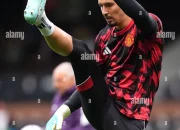 Besiktas Incar Penjaga Gawang Manchester United, Altay Bayindir