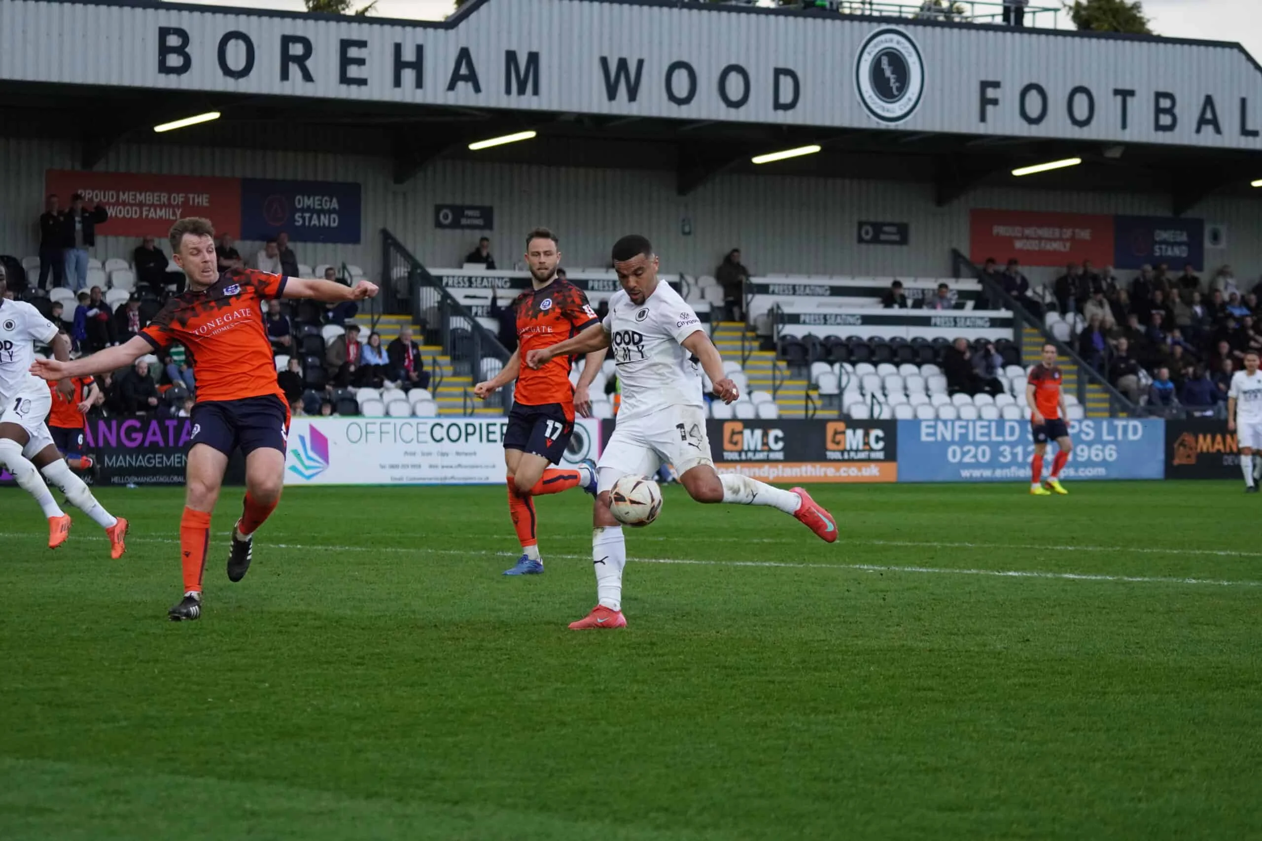 Boreham Wood Menang Tipis, Lolos Semi Final Nasional League dengan Gol Extra Time