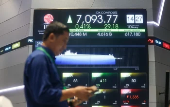 Bursa Efek Indonesia Mengalami Volatilitas, IHSG Anjlok 4,77 Persen