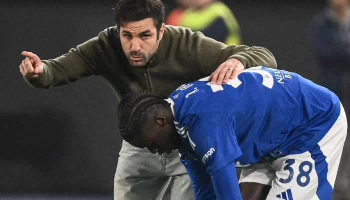 Cesc Fabregas Tolak Latih Chelsea, Targetkan Kursi Pelatih Arsenal Sambil Memimpin Como ke Zona Champions