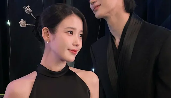 Chemistry Menggila! IU dan Byeon Woo Seok Jadi Pasangan Kekasih di Perfect Crown, Penonton Terbawa Emosi