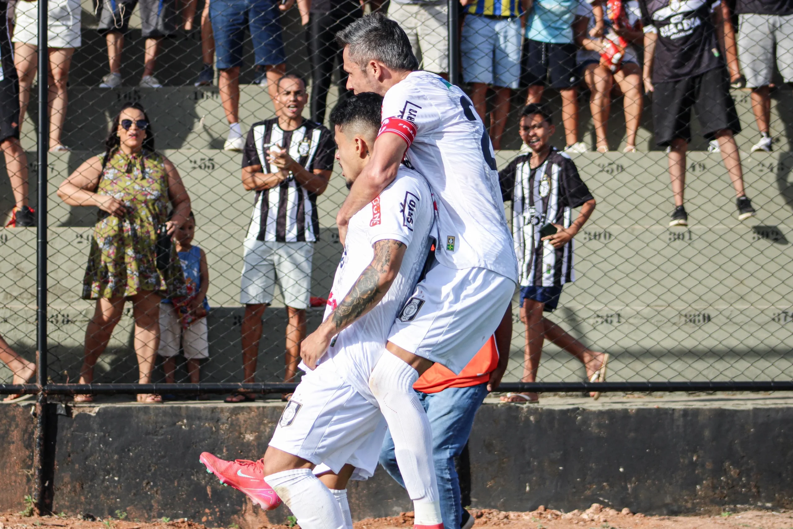 Corinthians x Barra-SC: Empate em 1 a 1 e Classificação na Libertadores