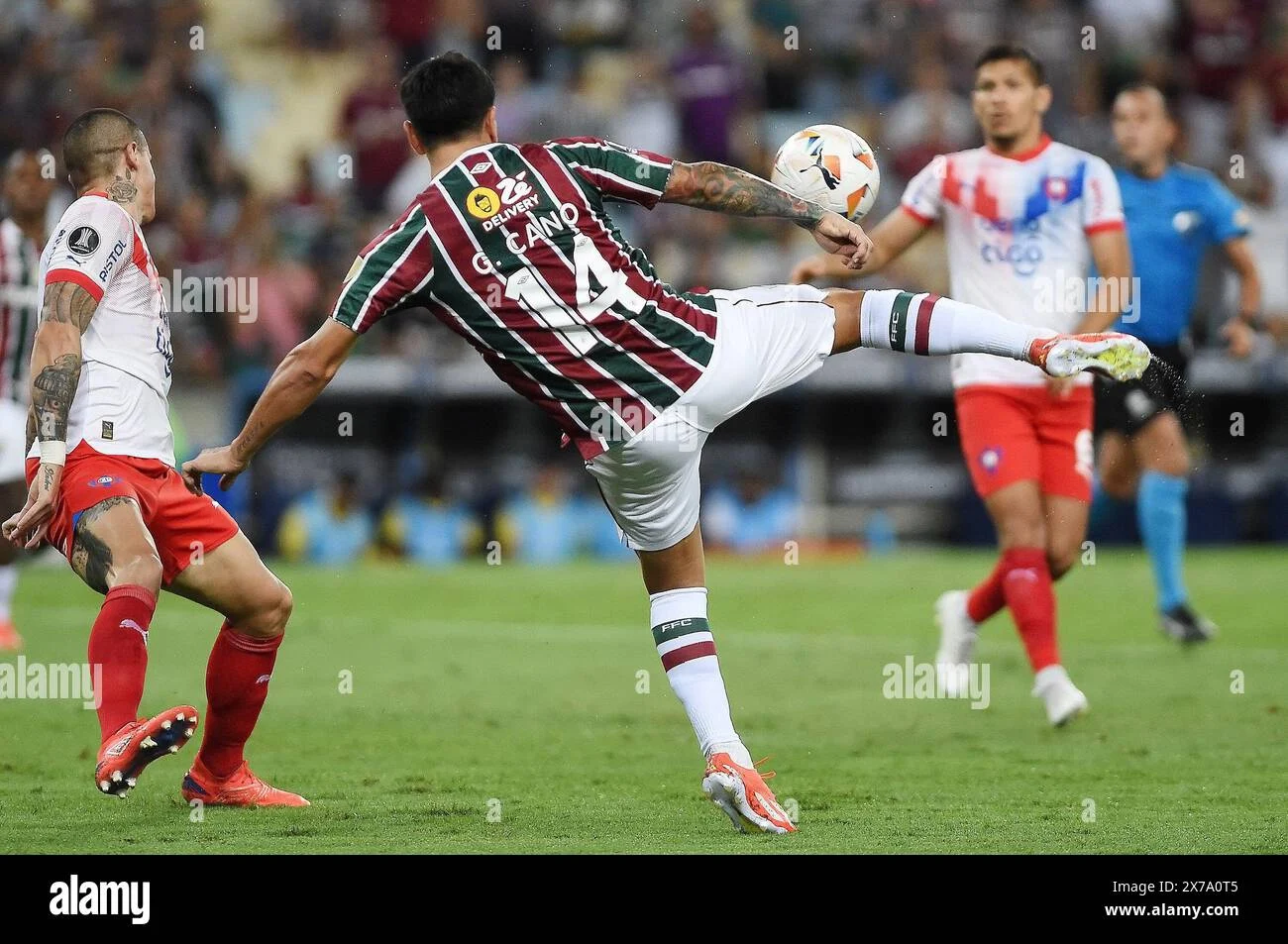 Drama di Conmebol Libertadores: Fluminense Terkapar, Pitch Kontroversial Cerro Porteño, dan Bintang Brazil Mendominasi
