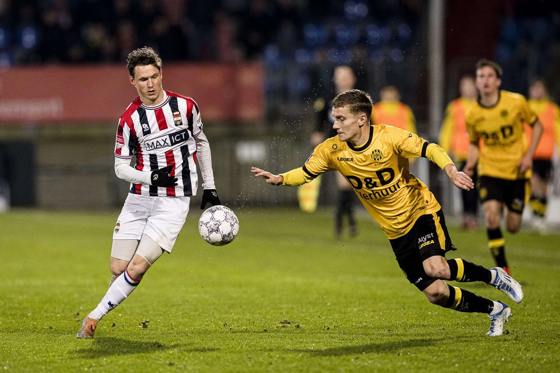 Drama Penalty: RKC Waalwijk Gigit Kemenangan atas Roda JC, Siap Tantang Willem II