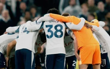 Drama Tiga Kasta di Liga Inggris: Perang Gelar, Ambisi Benua Biru hingga Pelarian dari Zona Merah