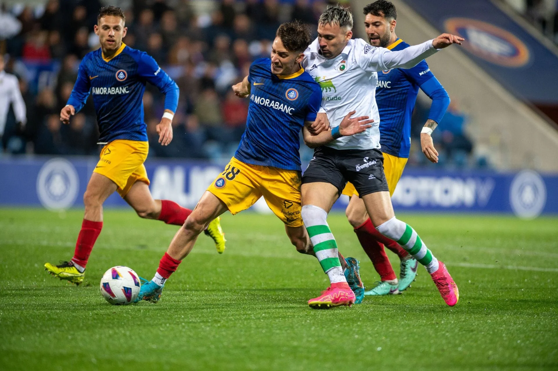 FC Andorra dan Persaingan Sengit di La Liga: Dari Kembalinya Racing Santander hingga Investasi Lionel Messi