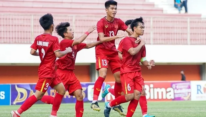FC Thun dan U17 Việt Nam: Dua Cerita Berbeda di Dunia Sepak Bola