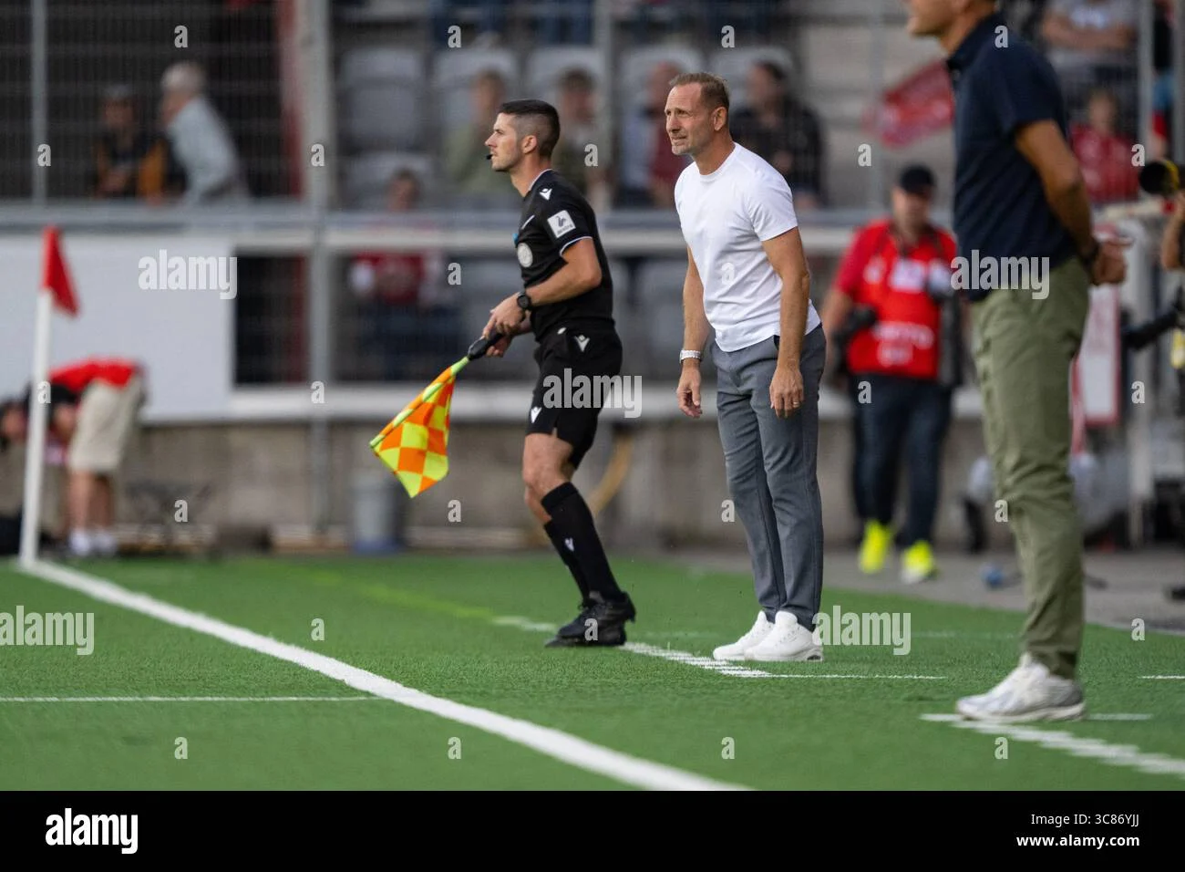 FC Thun Raih Gelar Juara Liga Super Swiss, Mauro Lustrinelli Dihukum 3 Pertandingan