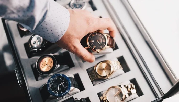 Fenomena Barang Palsu: Dari Jam Tangan Mewah hingga Produk Thrift