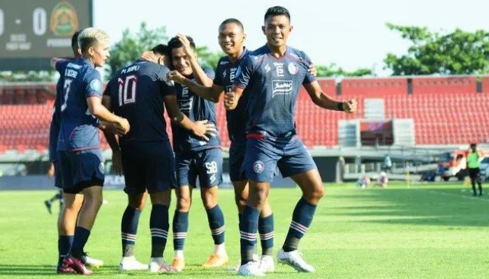 Gempar! Hasil Liga 1 Terbaru: Borneo FC Tancap Puncak, Persija dan Persib Beradu di Puncak Klasemen