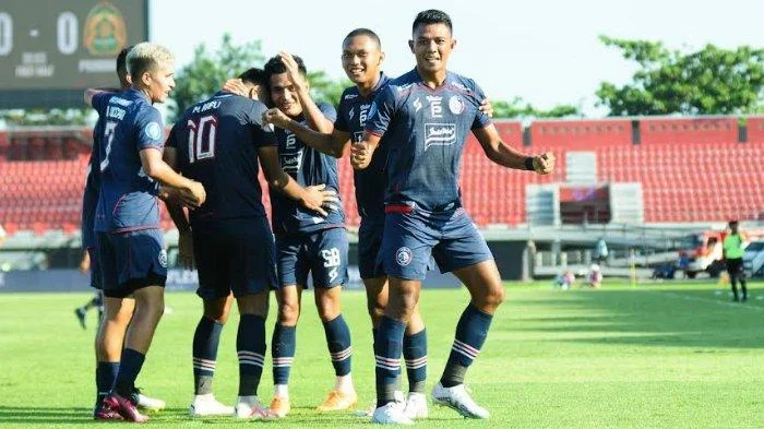 Gempar! Hasil Liga 1 Terbaru: Borneo FC Tancap Puncak, Persija dan Persib Beradu di Puncak Klasemen