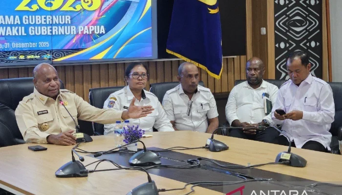 Gubernur Papua Tegaskan Tidak Ada Penerimaan CPNS dan Batal Video Bantuan WhatsApp Hoaks
