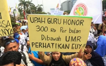 Guru Honorer Terancam Terusir dari Sekolah Negeri di 2027, Pemerintah Didesak Jangan Lepas Tangan!