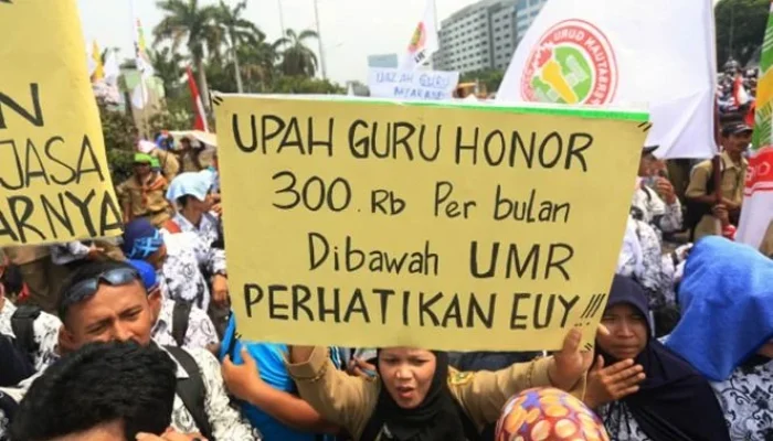 Guru Honorer Terancam Terusir dari Sekolah Negeri di 2027, Pemerintah Didesak Jangan Lepas Tangan!